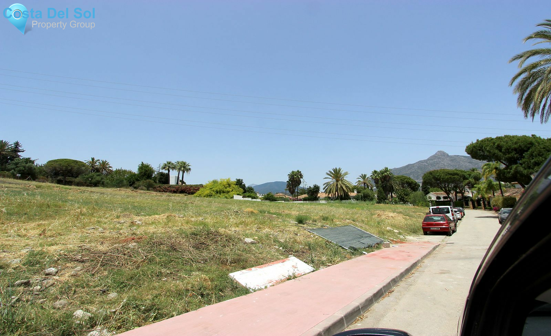 Residential Plot in Nueva Andalucía-1148861