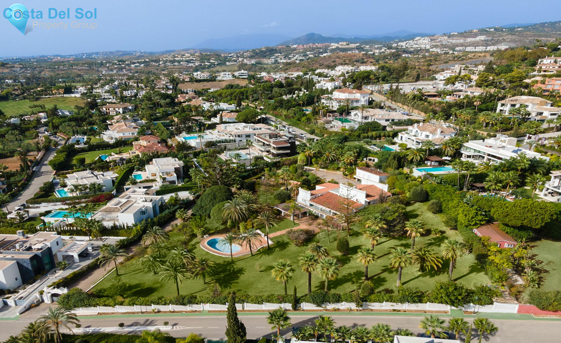 Residential Plot in Nueva Andalucía-1532522