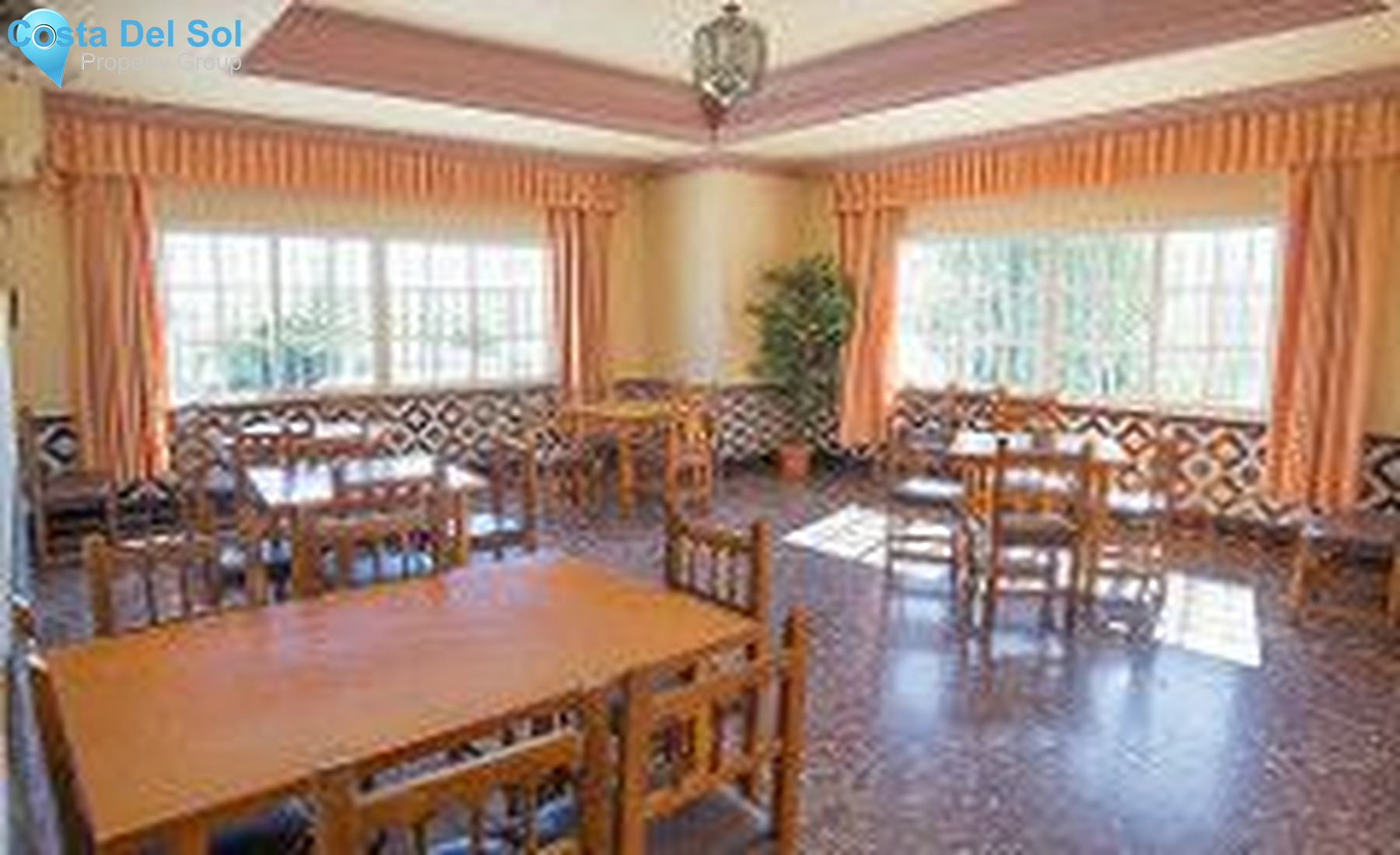 Restaurant in Alhaurín de la Torre-1229995