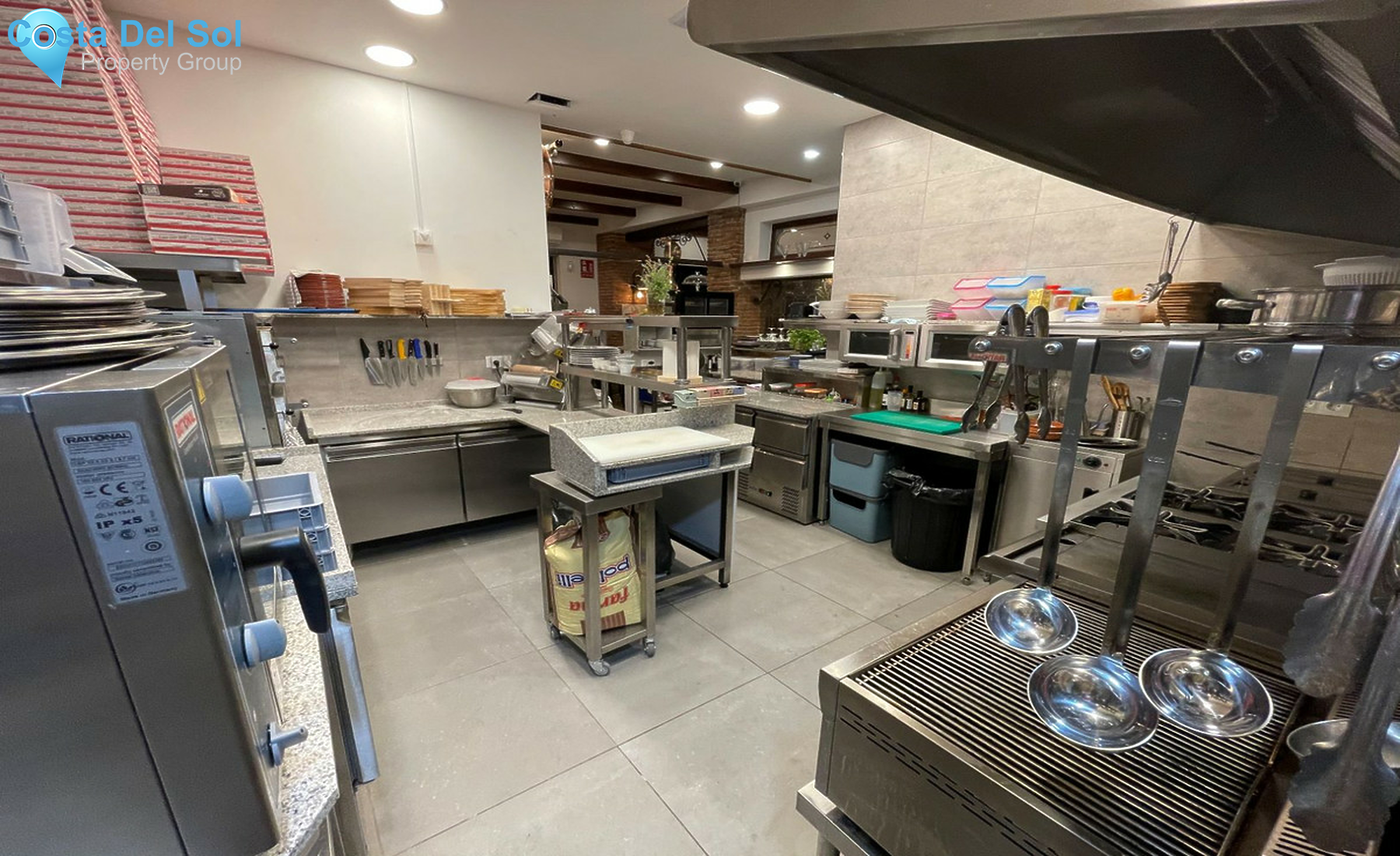 Restaurant in Estepona-1333786