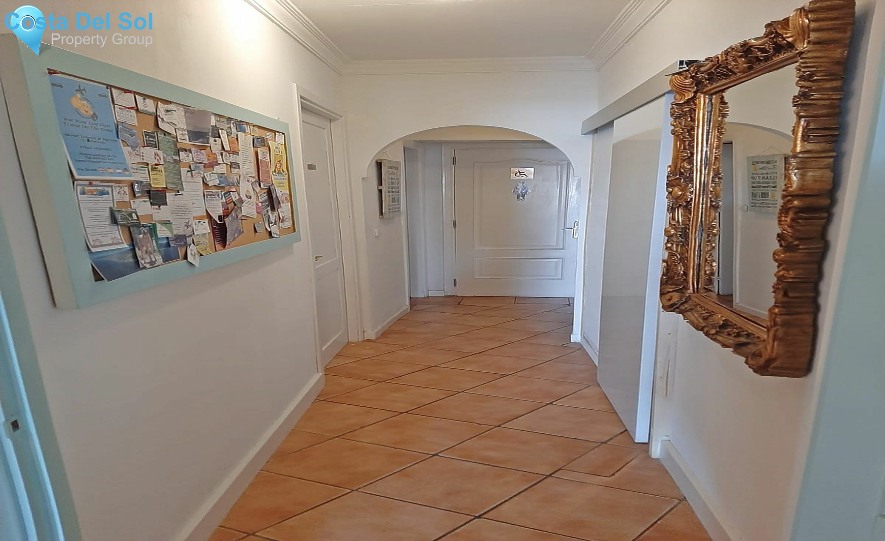 Restaurant in Estepona-1223518