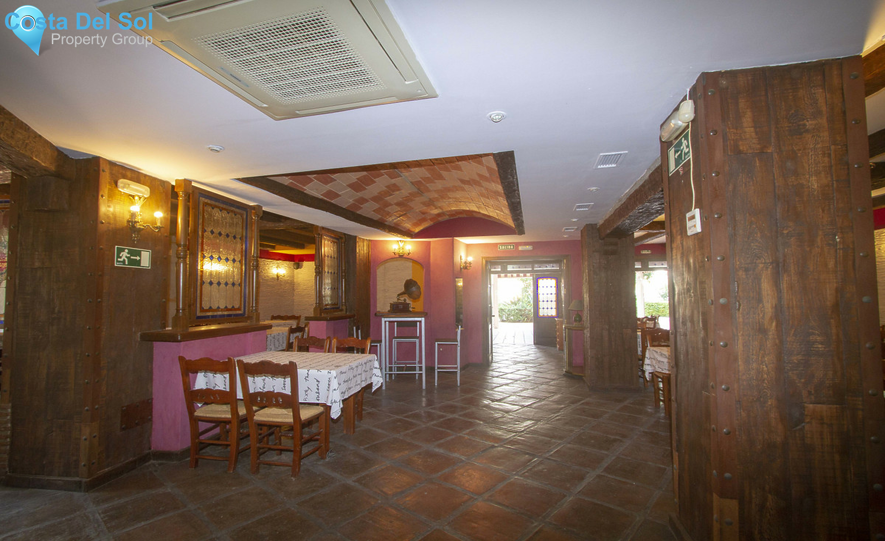 Restaurant in Marbesa-1382083