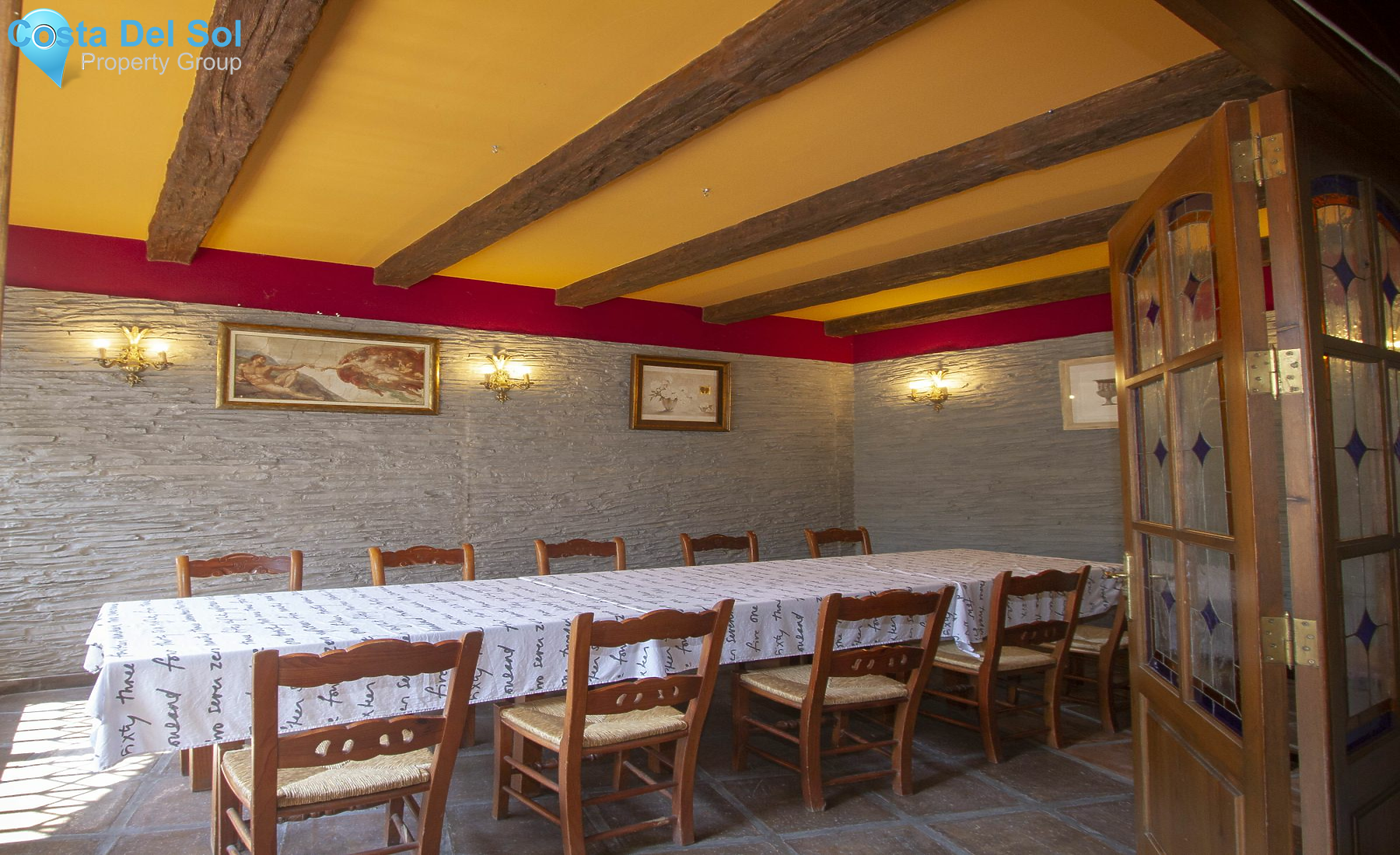 Restaurant in Marbesa-1204424
