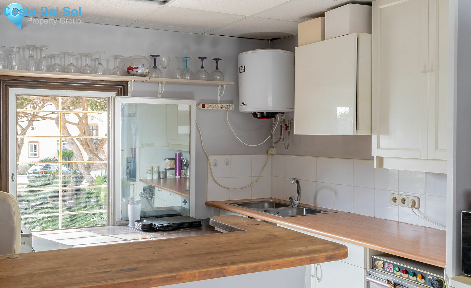 Restaurant in Calahonda-1495436