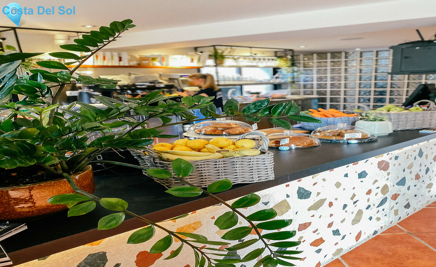 Restaurant in The Golden Mile-1302357