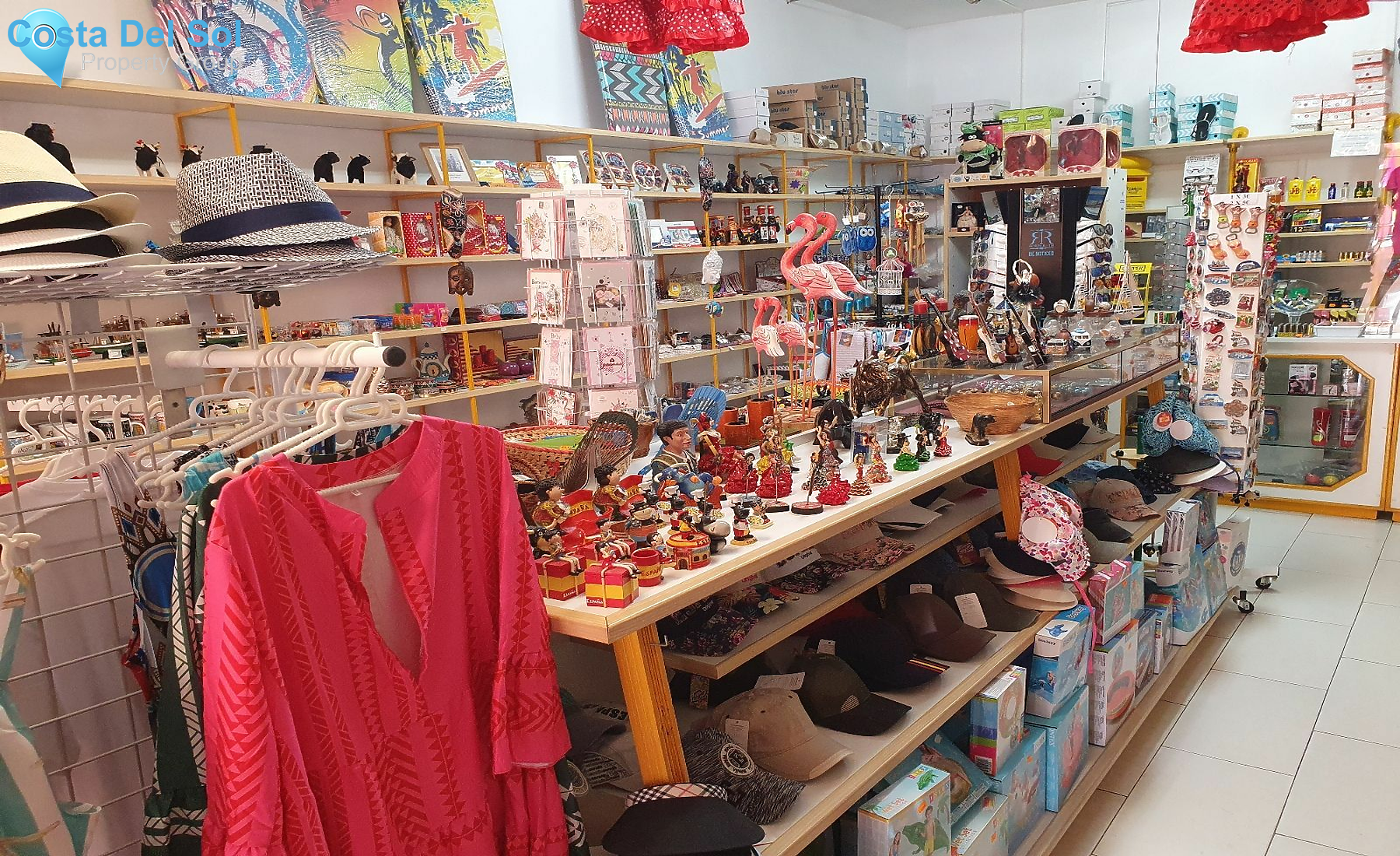 Shop in Benavista-1548522