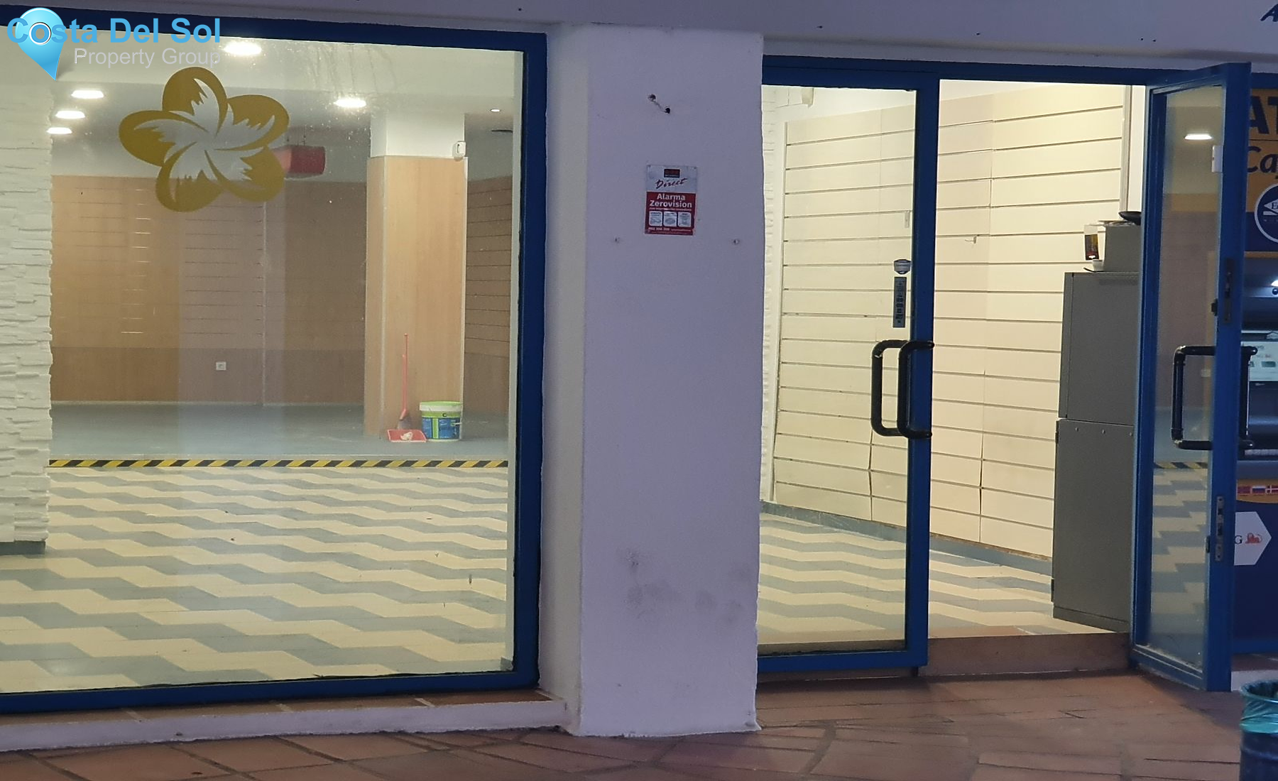 Shop in Cabopino-1215444