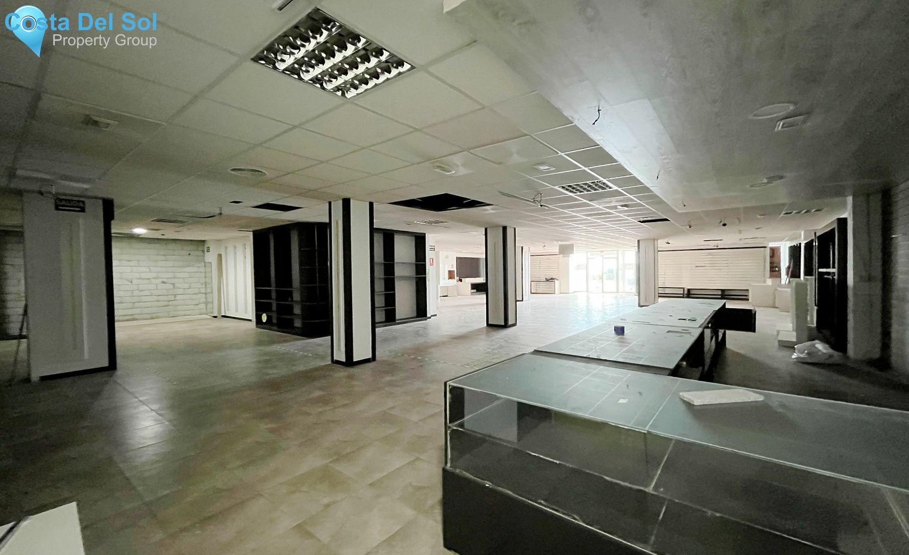 Shop in Estepona-1201929