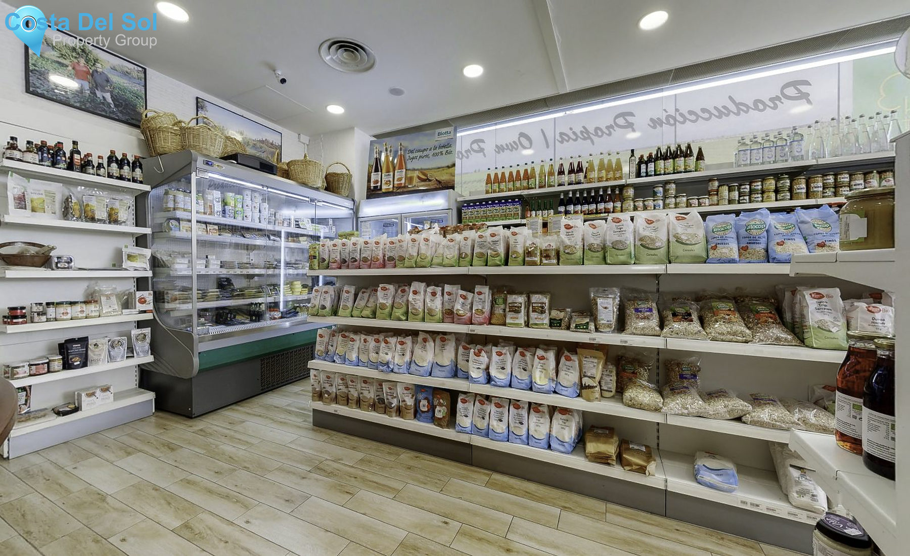 Shop in Los Boliches-1222402