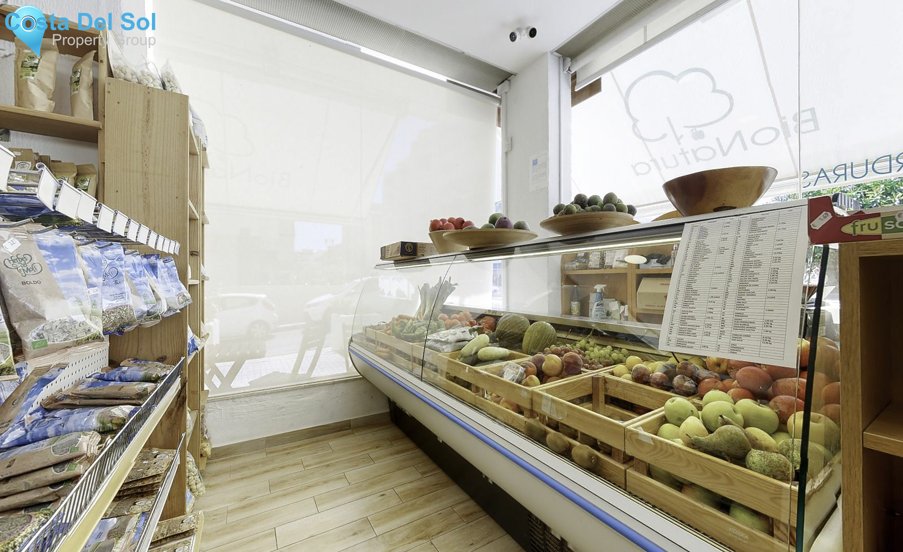 Shop in Los Boliches-1222411