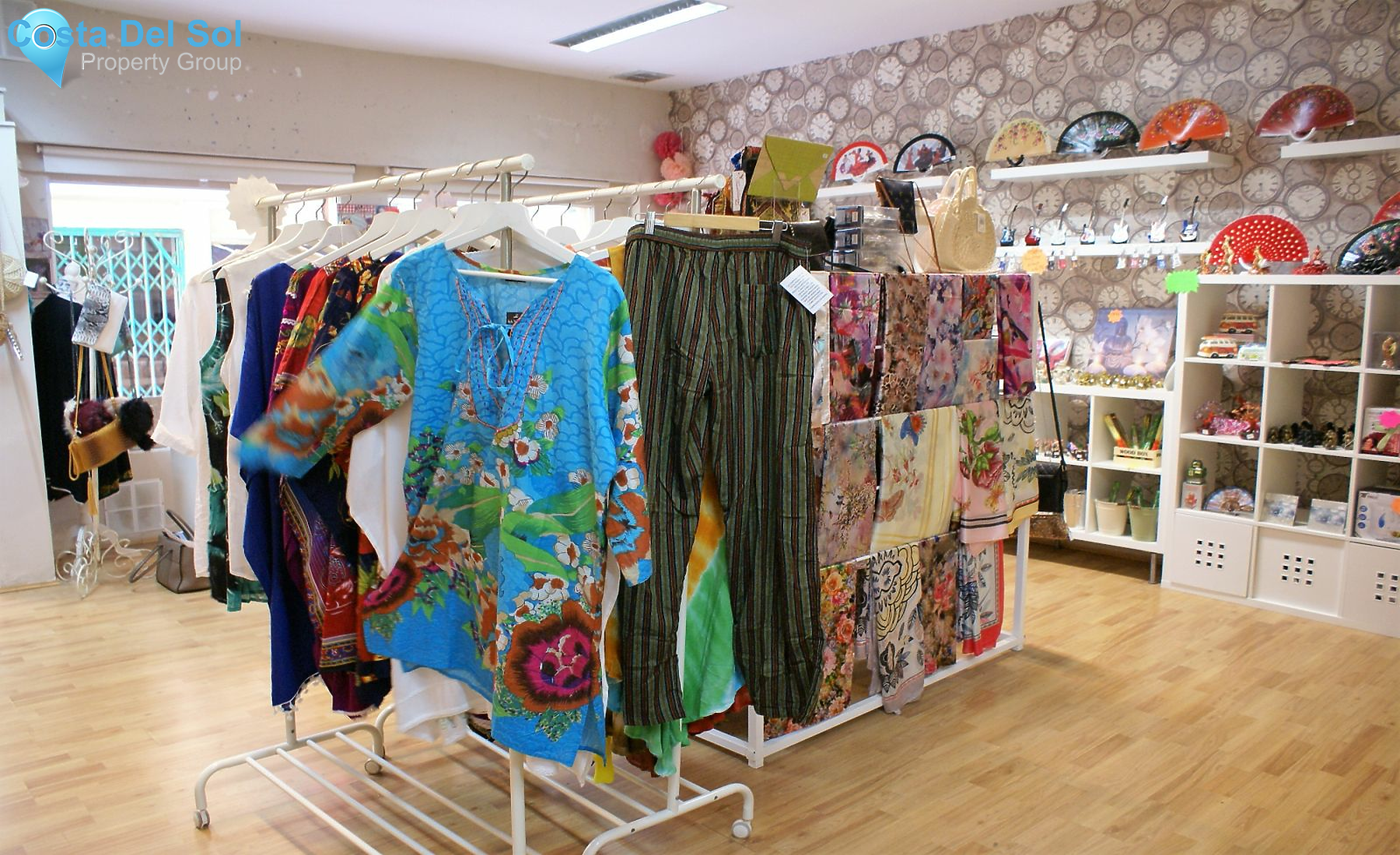 Shop in Los Boliches-1398668