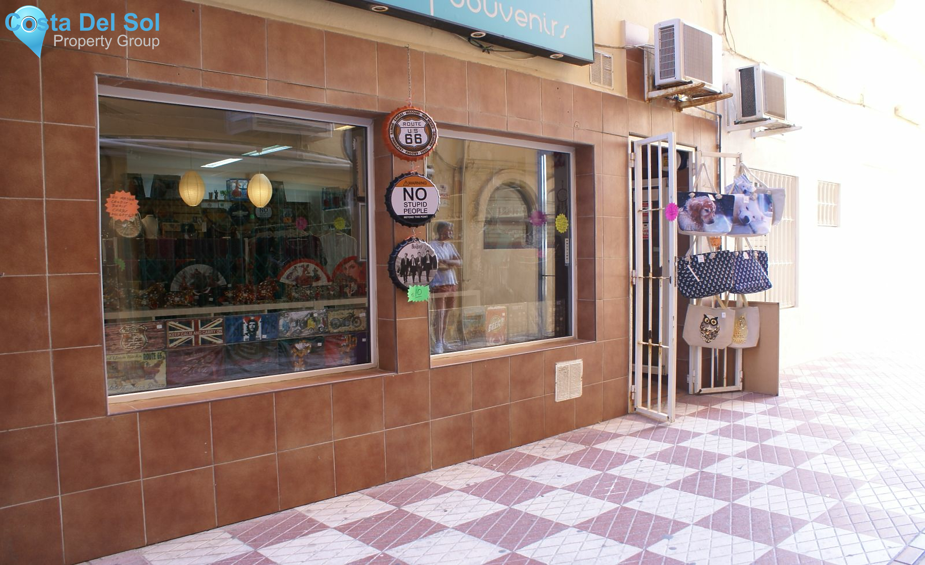 Shop in Los Boliches-1398671