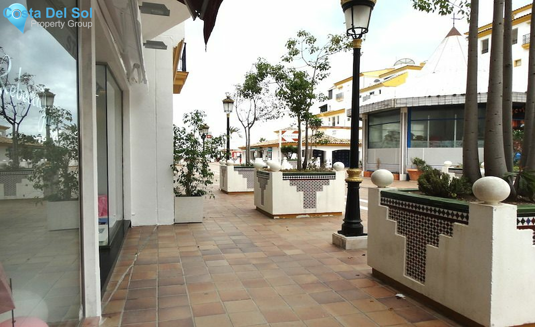 Shop in Puerto Banús-1232359