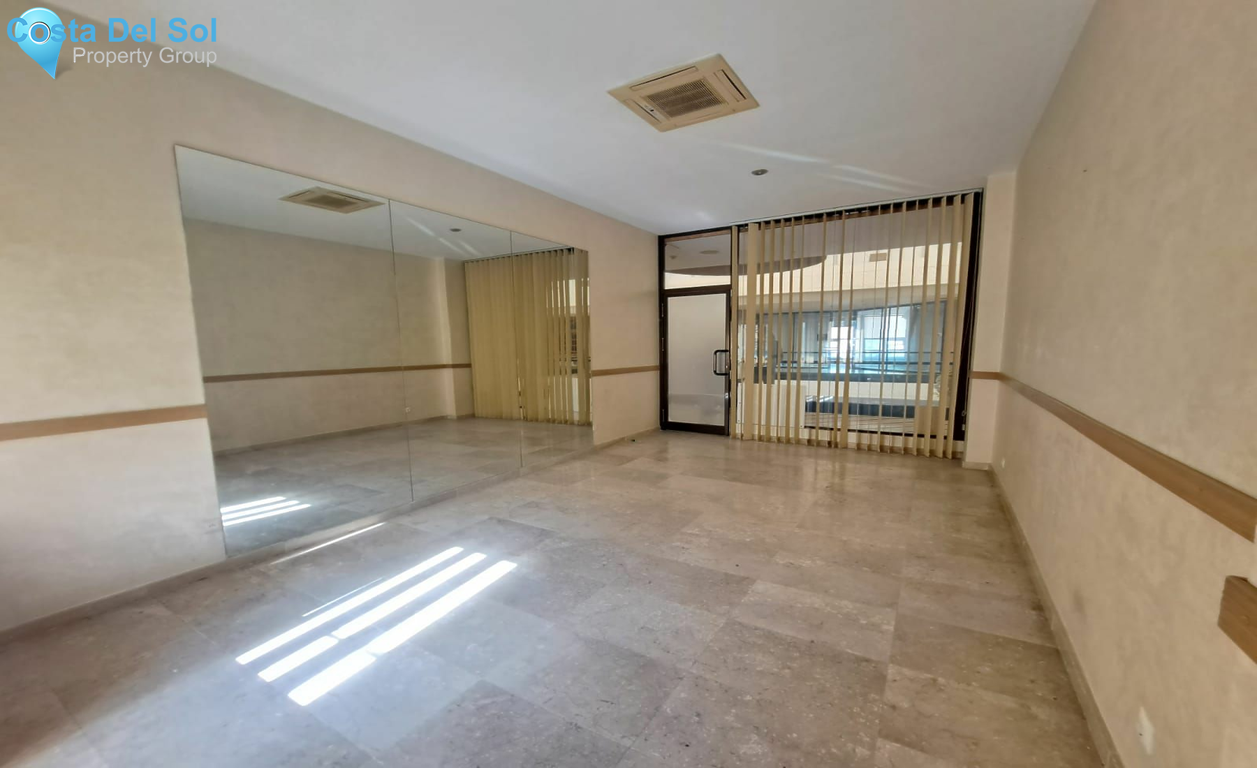 Shop in Puerto Banús