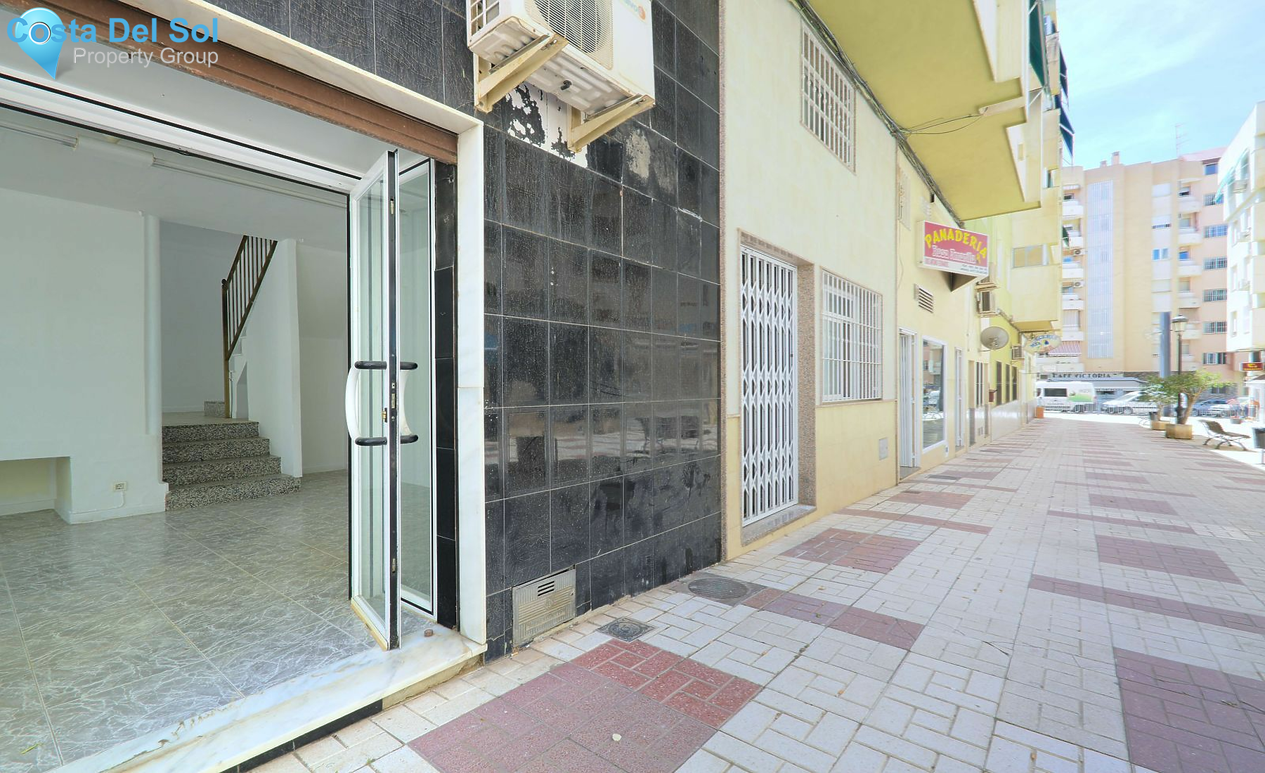 Shop in Vélez-Málaga-1431906