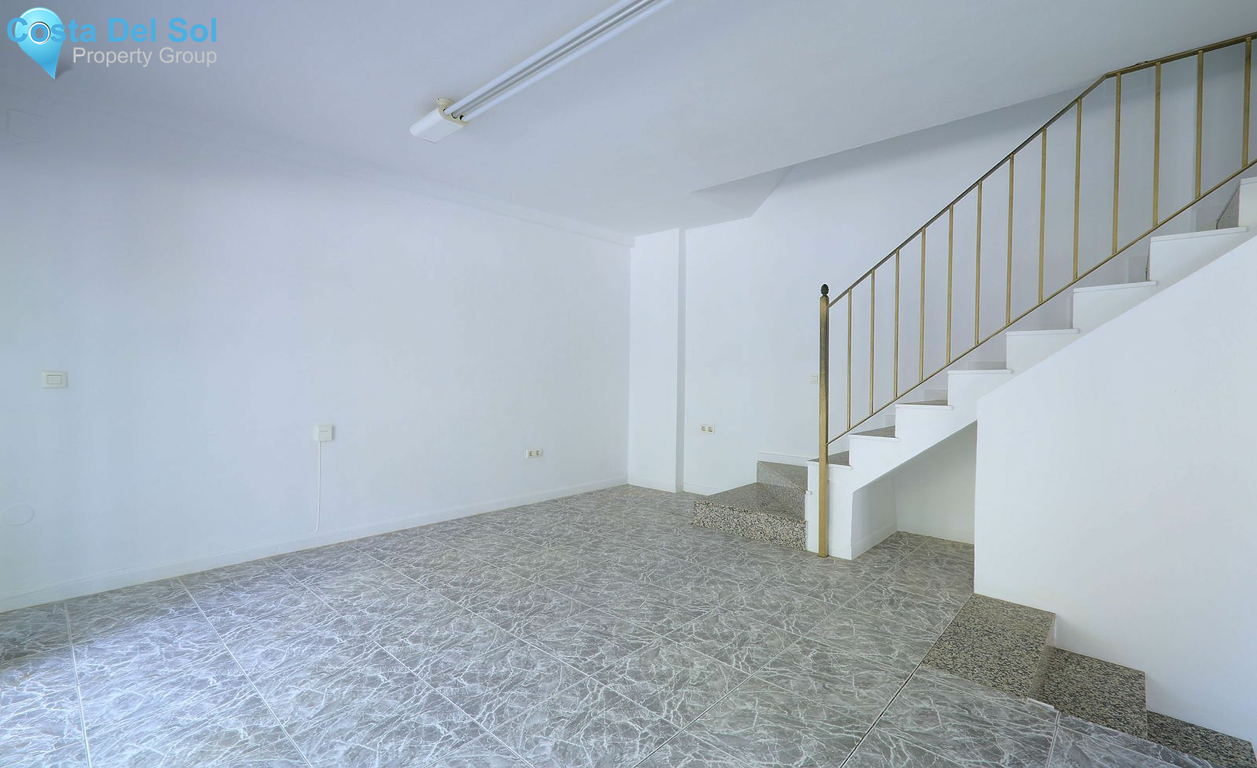 Shop in Vélez-Málaga-1431912