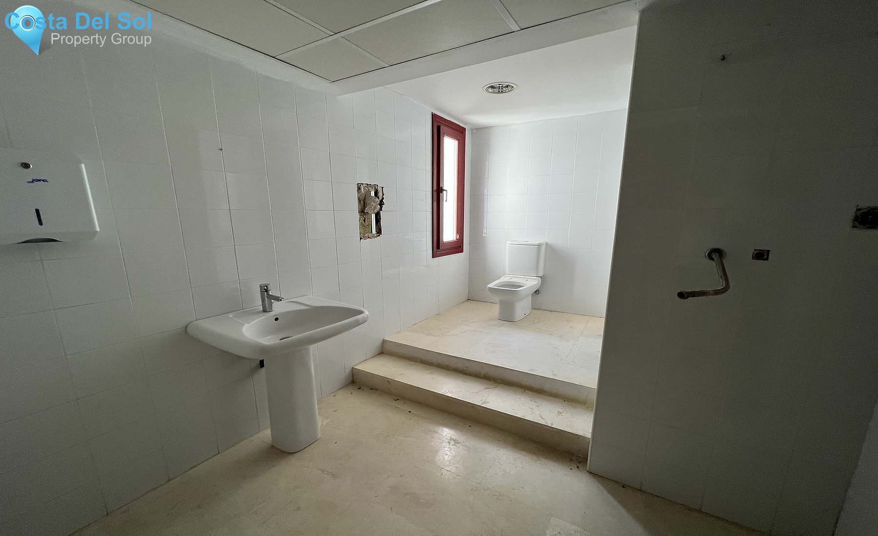 Commercial Premises in Casares Playa-1521284