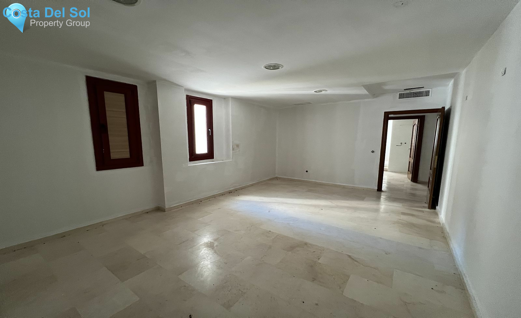 Commercial Premises in Casares Playa-1521293