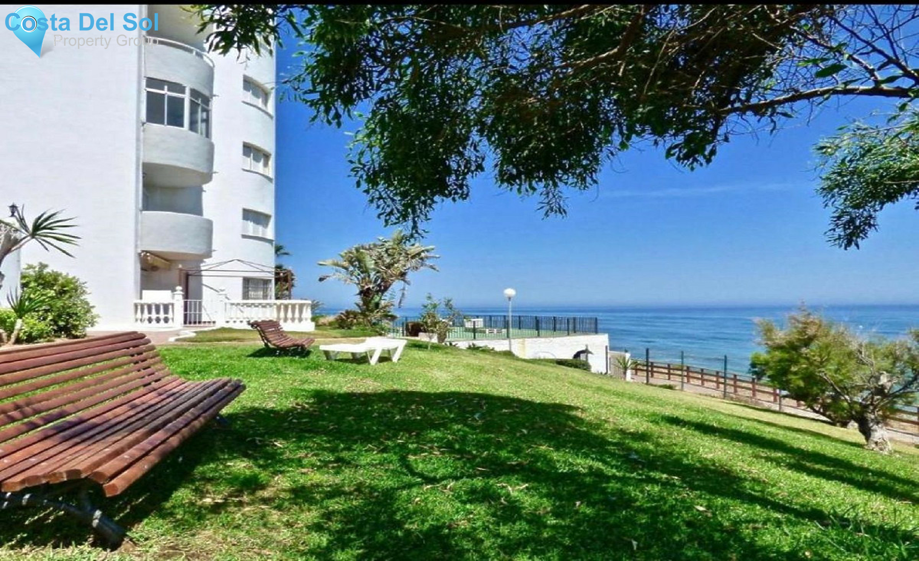 Top Floor Studio in Calahonda-1243510