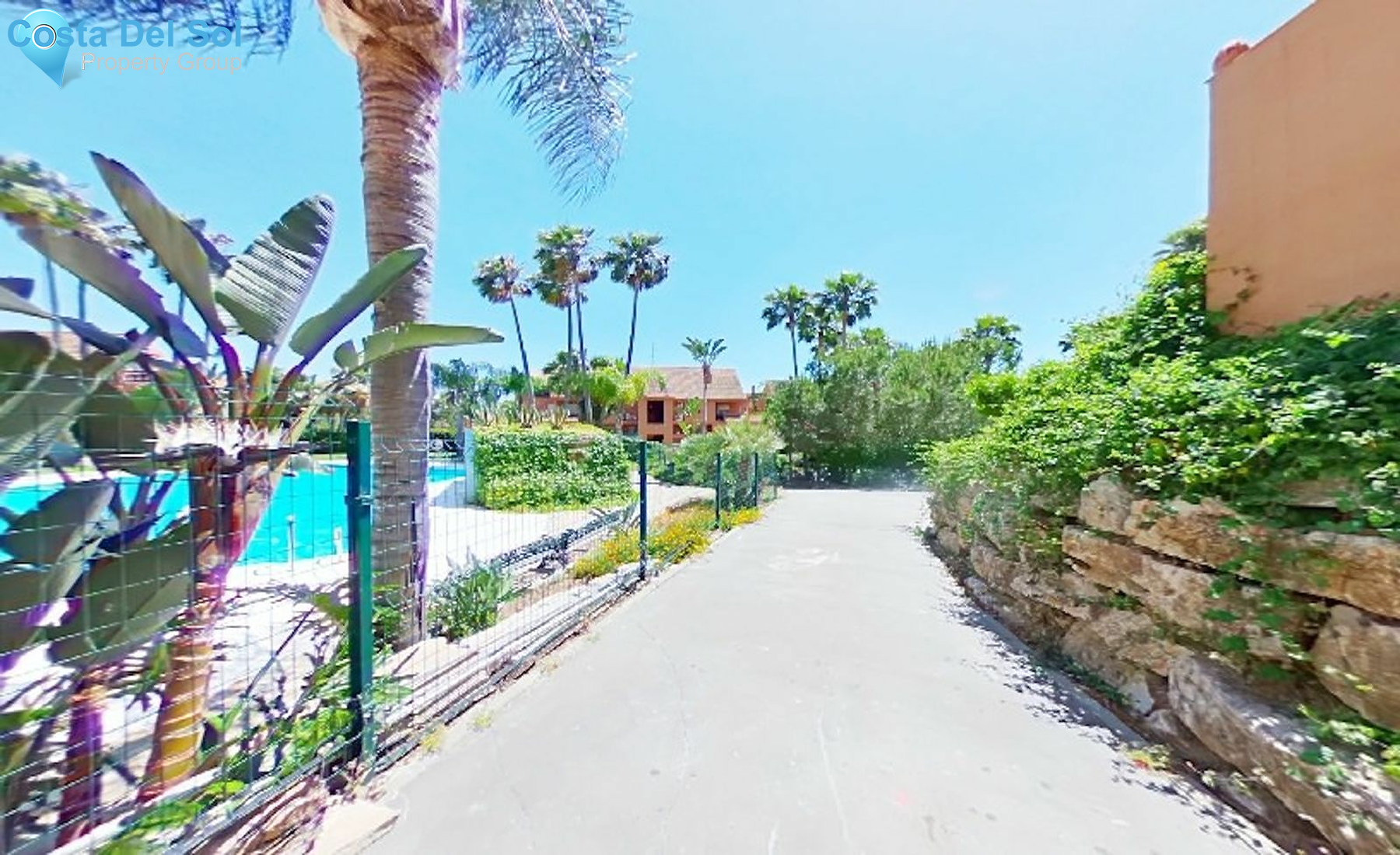 Commercial Premises in Casares Playa-1149217