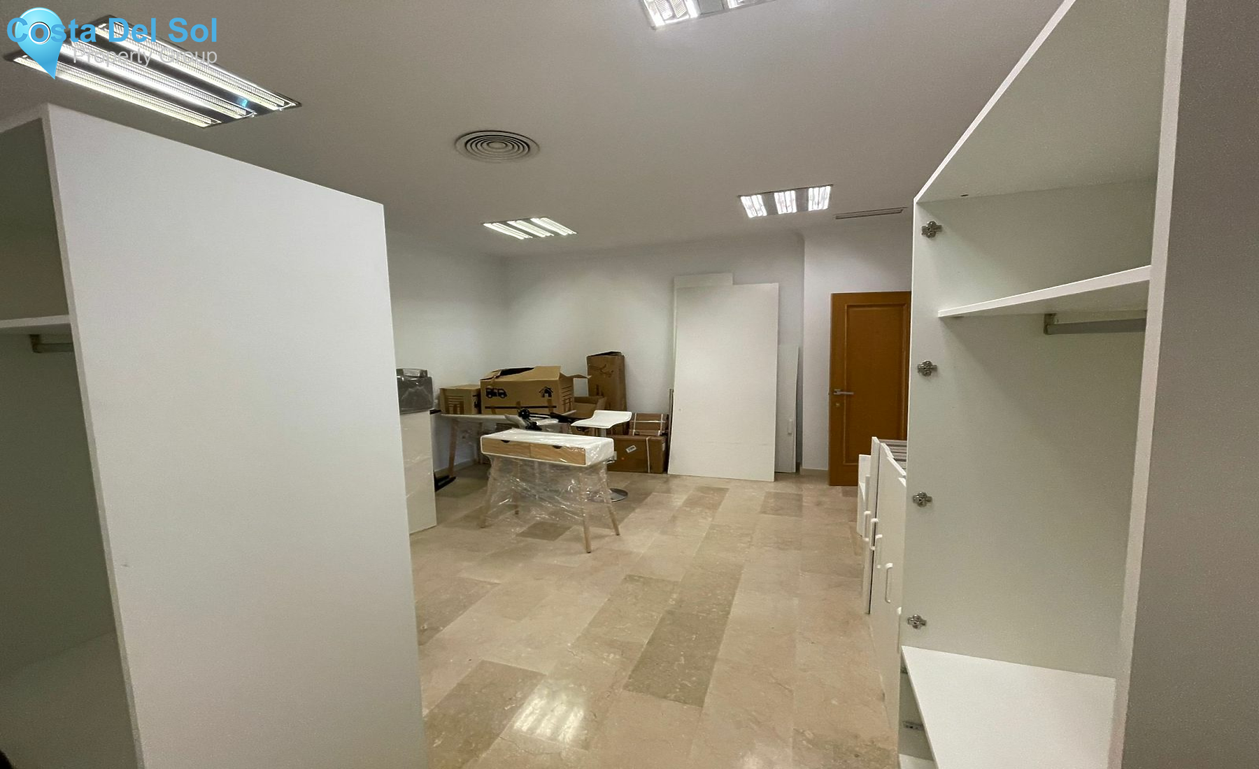 Warehouse in Marbella-1142545