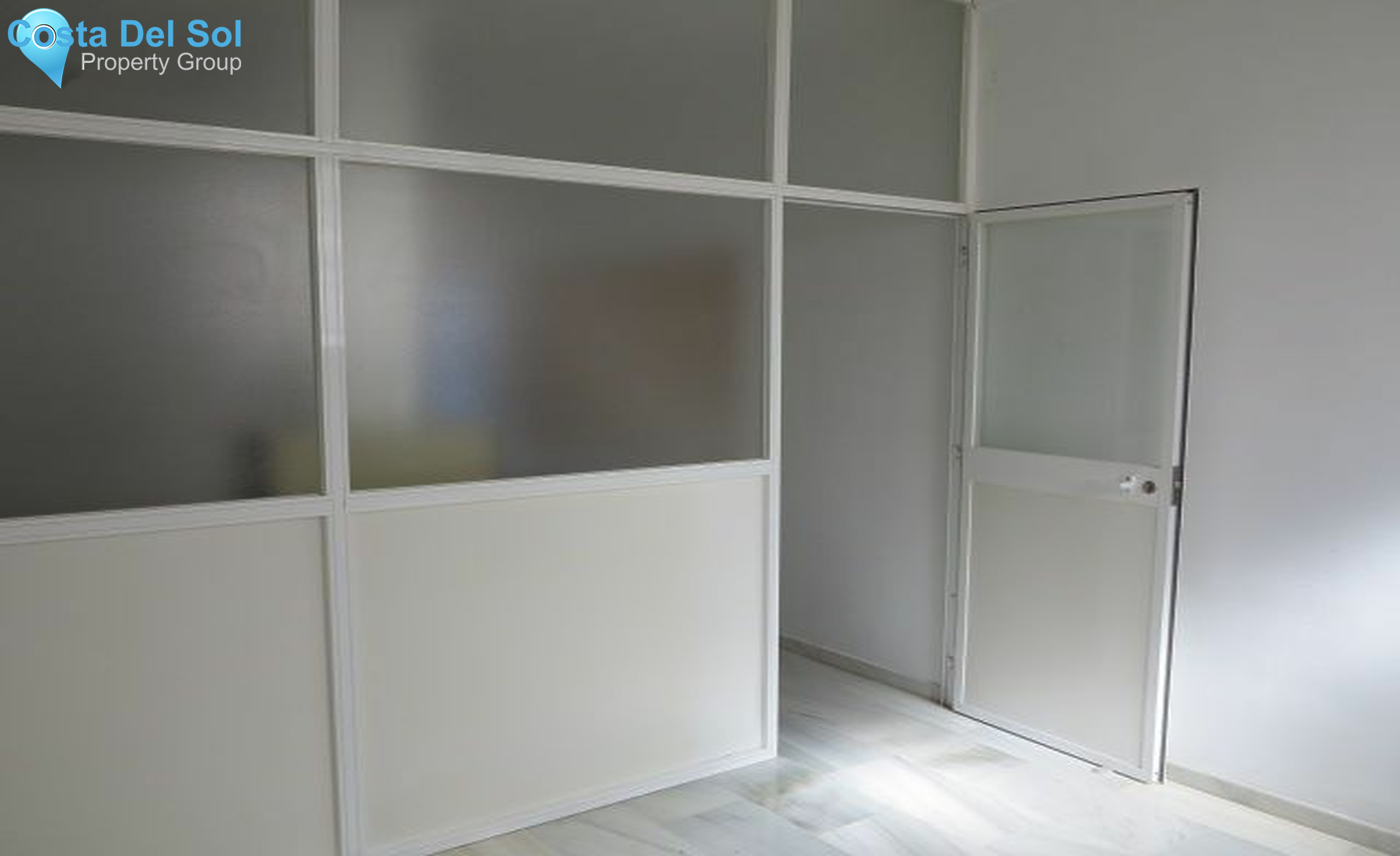 Warehouse in San Pedro de Alcántara-1400993